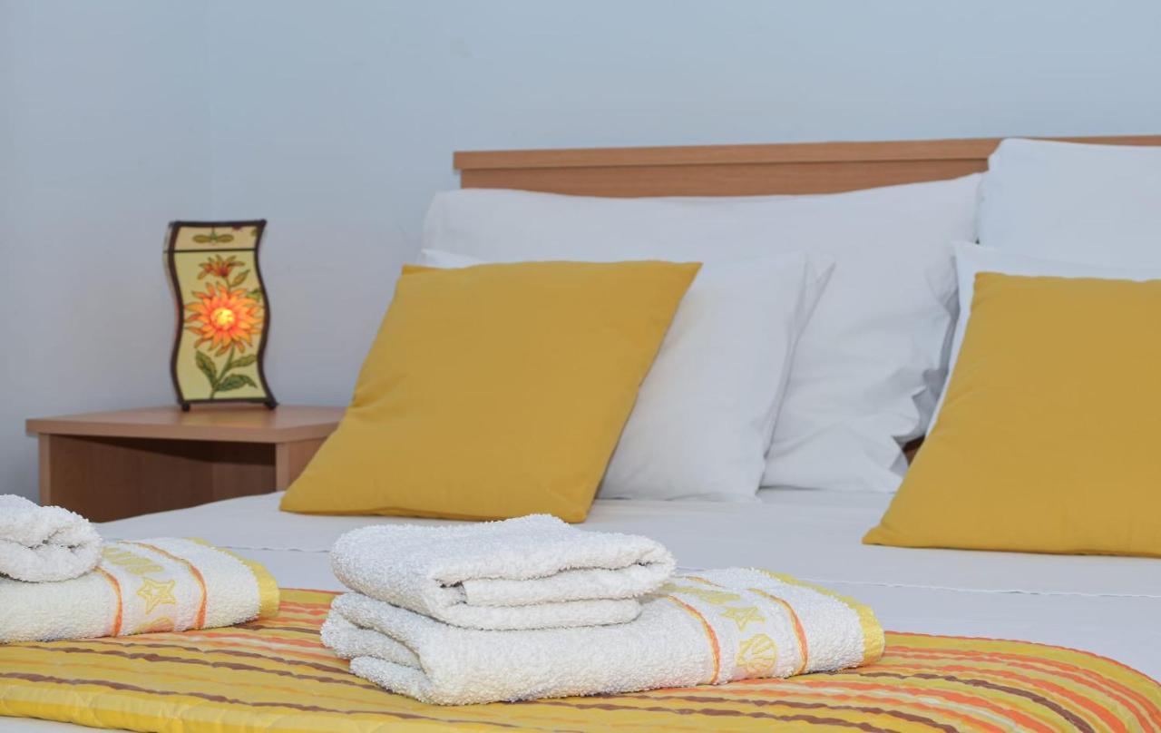 Apartments Santo Trogir - Okrug Gornji Экстерьер фото