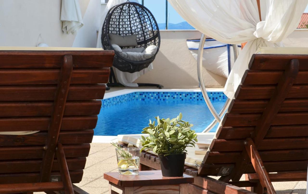 Apartments Santo Trogir - Okrug Gornji Экстерьер фото
