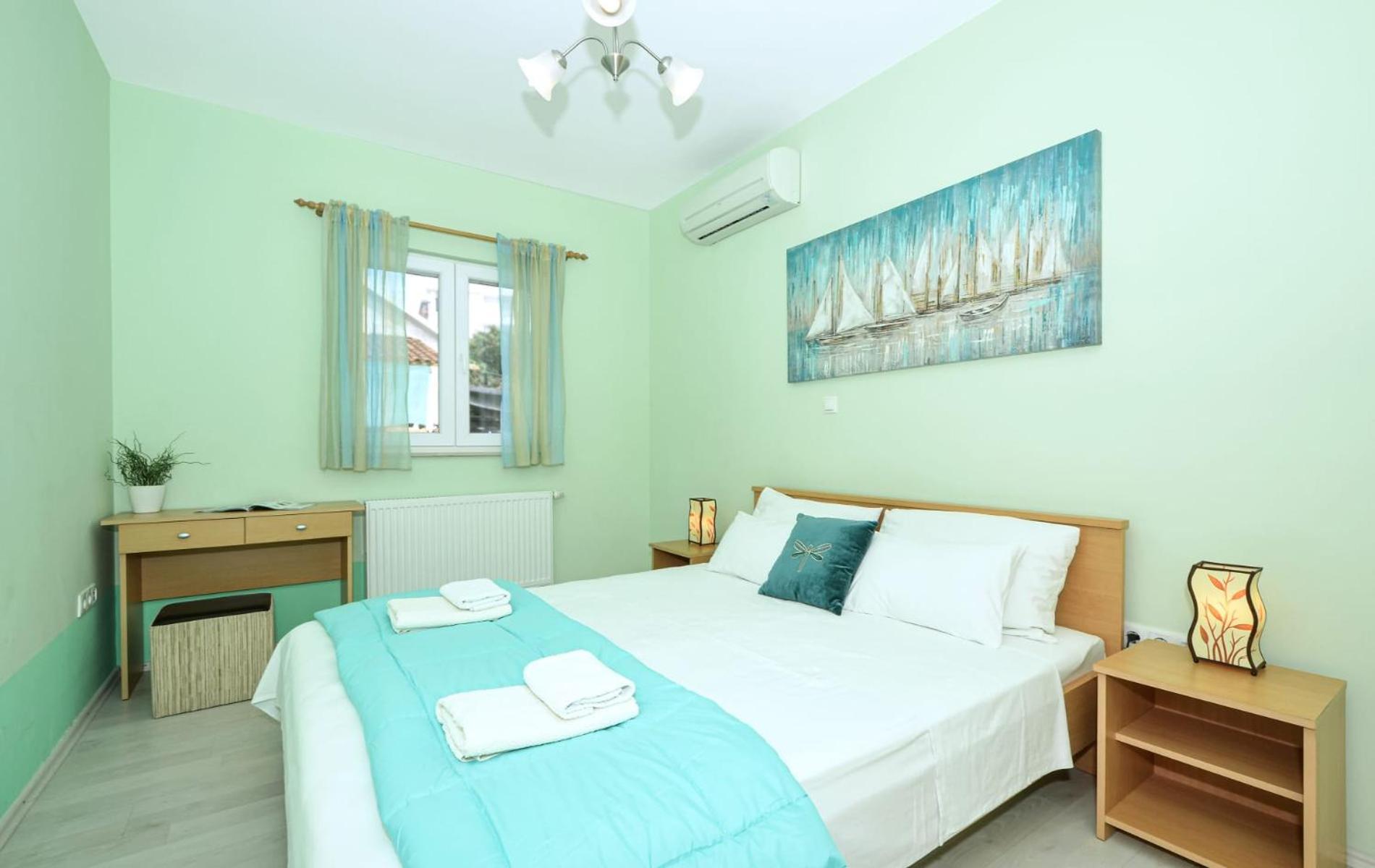 Apartments Santo Trogir - Okrug Gornji Экстерьер фото